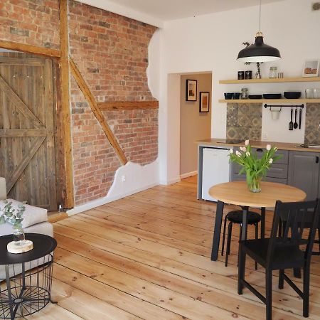 Apartament Z Widokiem W Centrum Starego Miasta Torun Bagian luar foto