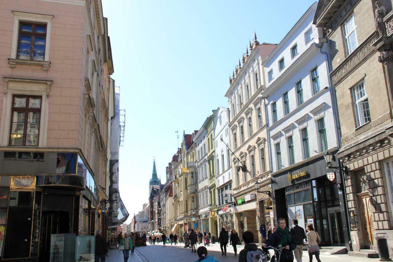 Apartament Z Widokiem W Centrum Starego Miasta Torun Bagian luar foto
