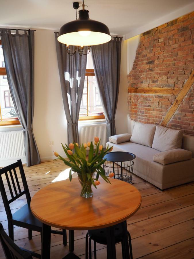Apartament Z Widokiem W Centrum Starego Miasta Torun Bagian luar foto